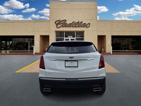 New 2026 Cadillac XT5 Luxury w/ LPO, Floor Liner Package AWD/4WD image 4
