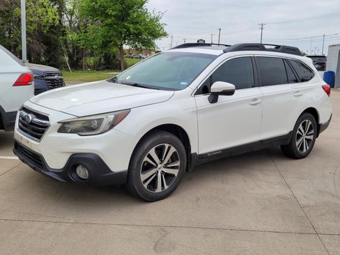 Used 2019 Subaru Outback 2.5i Limited w/ Popular Package #2 image 1