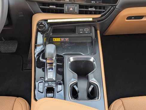 New 2026 Lexus NX 350h AWD w/ Accessory Package (2T) image 17
