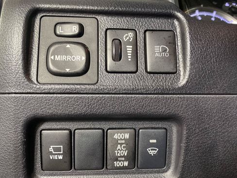 Used 2023 Toyota 4Runner Limited AWD/4WD image 25