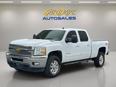 Used 2013 Chevrolet Silverado 2500 LTZ w/ LTZ Plus Package image 5