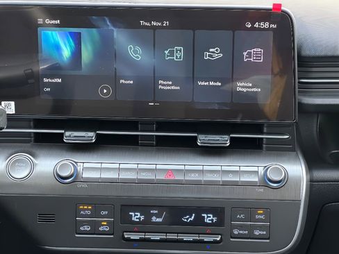 Used 2025 Hyundai Kona SEL image 15