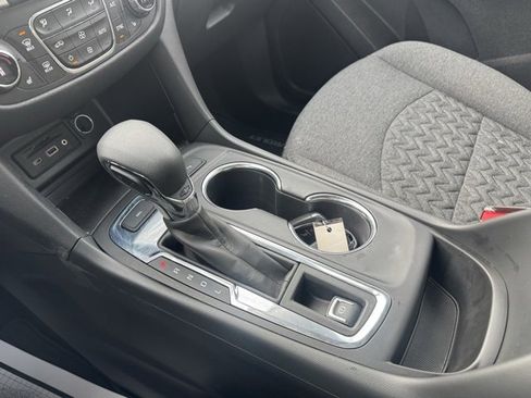 Used 2024 Chevrolet Equinox LT image 20