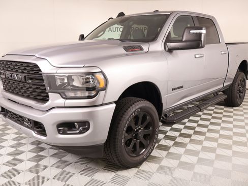 Used 2024 RAM 2500 Big Horn w/ Night Edition AWD/4WD image 10