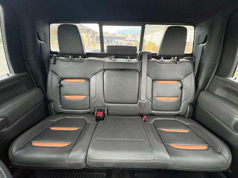 Used 2023 GMC Sierra 3500 AT4 w/ AT4 Premium Plus Package AWD/4WD image 34