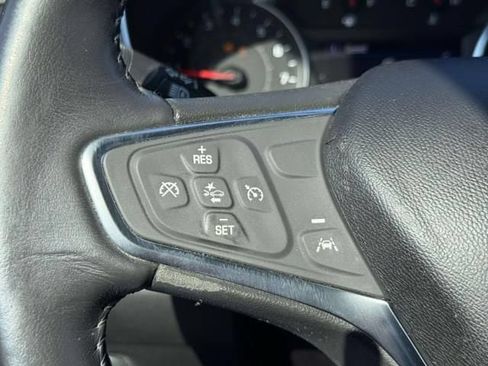 Used 2019 Chevrolet Equinox LT w/ Driver Convenience Package AWD/4WD image 22
