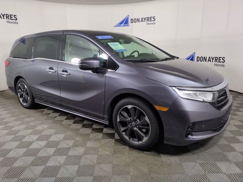 Certified 2023 Honda Odyssey Elite image 11