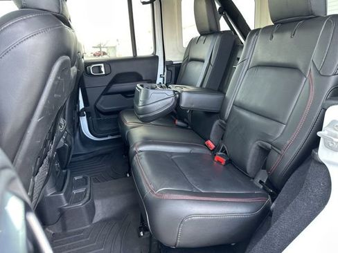 Used 2022 Jeep Wrangler Unlimited Rubicon w/ Cold Weather Group image 46