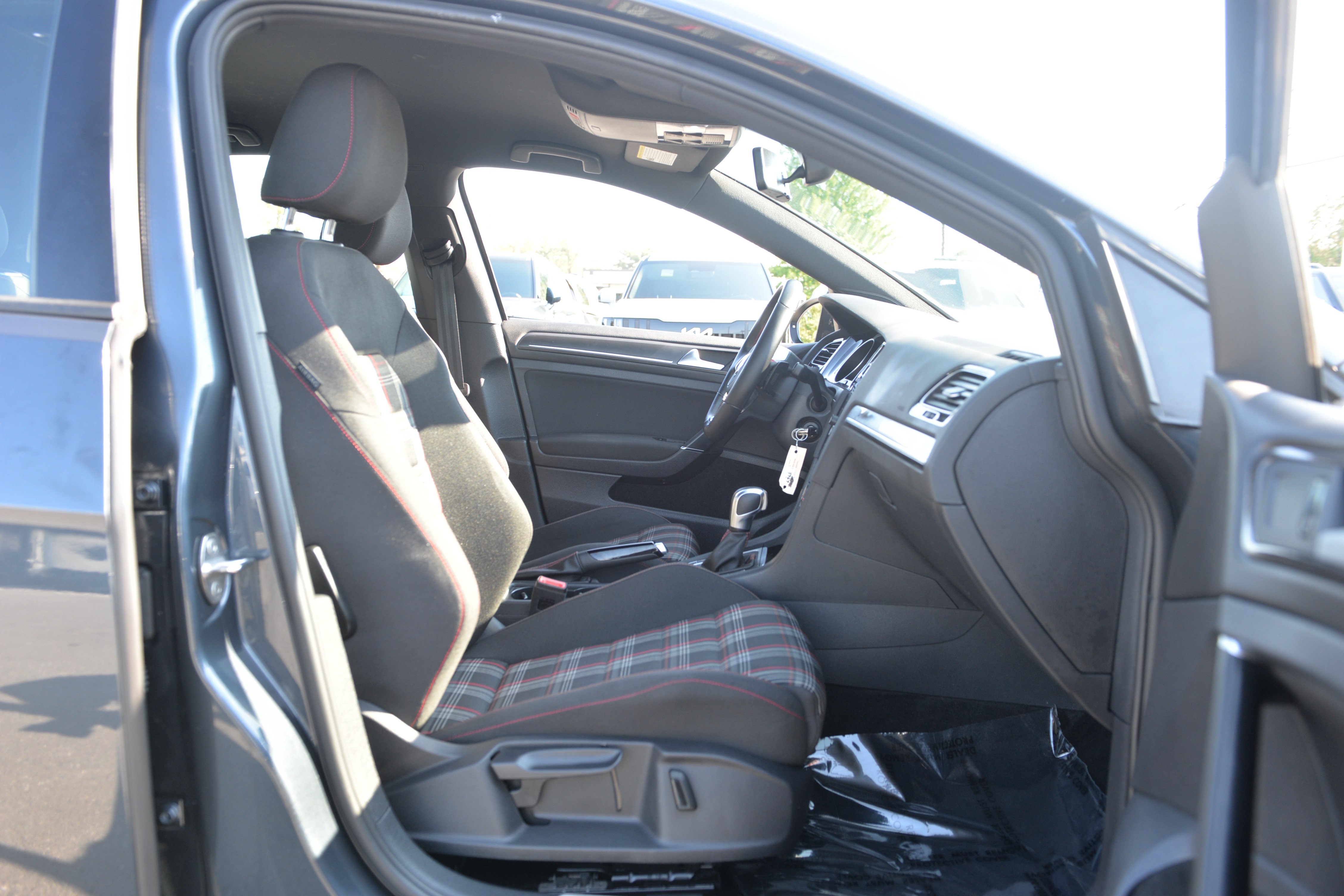 Used 2020 Volkswagen GTI S FWD image 13