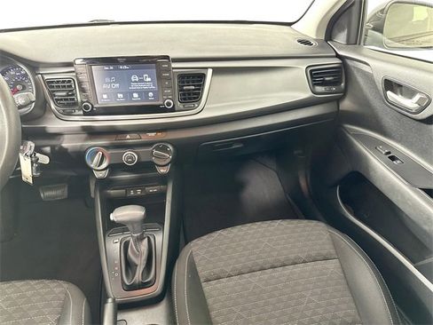 Used 2019 Kia Rio S image 24