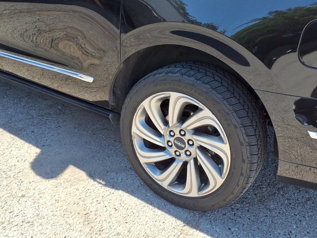 Used 2022 Lincoln Navigator L Reserve AWD/4WD image 26