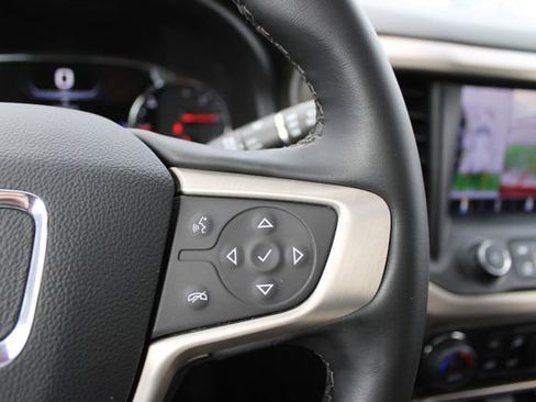 Used 2023 GMC Acadia Denali w/ Denali Technology Package AWD/4WD image 13