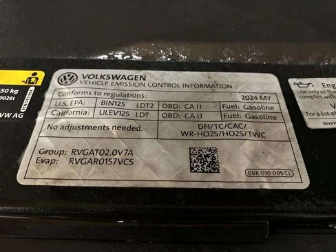 Used 2024 Volkswagen Atlas SE AWD/4WD image 90