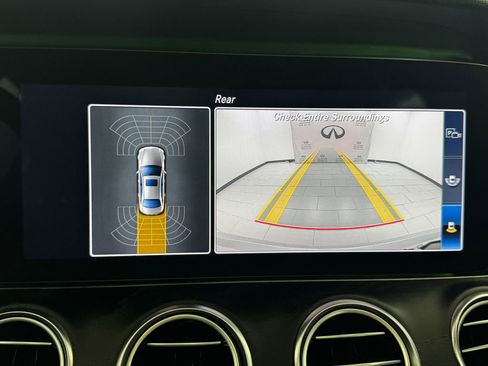 Used 2018 Mercedes-Benz E 300 4MATIC image 20