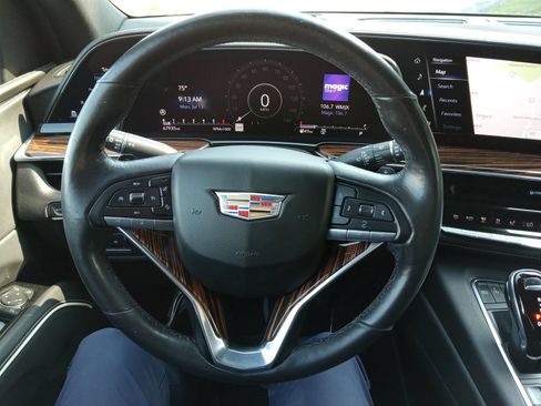 Used 2021 Cadillac Escalade Premium Luxury w/ Driver Assist Tech Package AWD/4WD image 14