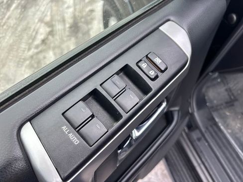 Used 2017 Toyota 4Runner SR5 image 24