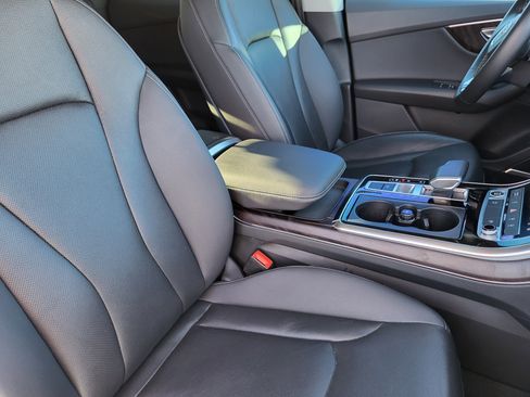 Used 2022 Audi Q8 Premium Plus image 15