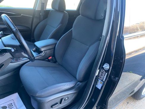 Used 2018 Kia Sorento LX image 14