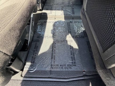 Used 2013 Dodge Grand Caravan SE FWD image 34