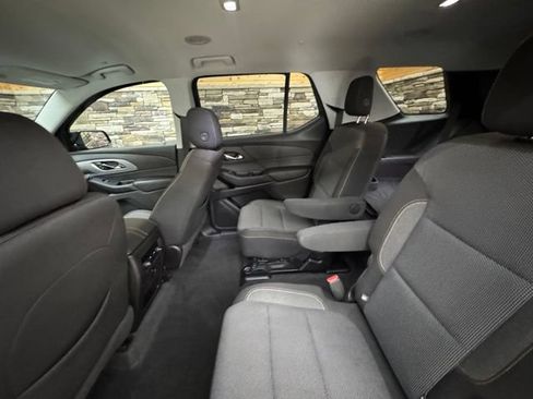 Used 2018 Chevrolet Traverse LT AWD/4WD image 32