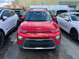 Certified 2022 Kia Soul LX image 3