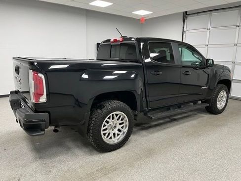 Used 2022 GMC Canyon AT4 AWD/4WD image 11