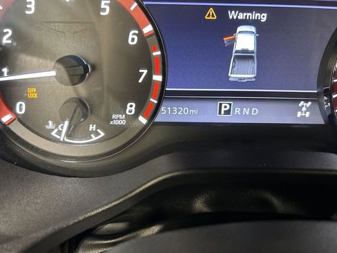 Used 2021 Nissan Titan PRO-4X w/ Pro-4x Convenience Package image 17