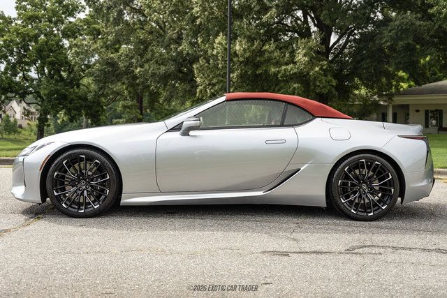 Used 2022 Lexus LC 500 Convert w/ Accessory Package RWD image 15