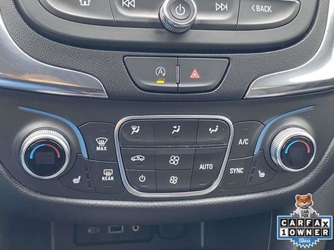 Used 2023 Chevrolet Equinox LT image 28