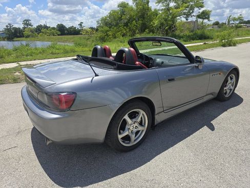 Used 2000 Honda S2000 image 6