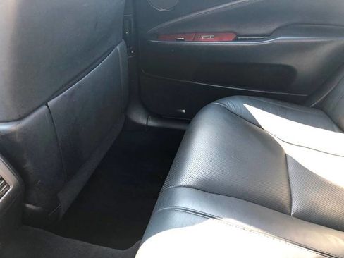 Used 2011 Lexus LS 460 AWD w/ Luxury Value Edition image 31