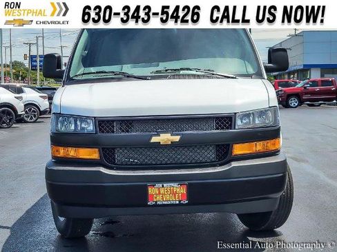 New 2025 Chevrolet Express 2500 Regular Wheelbase w/ Driver Convenience Package image 4