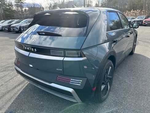 New 2026 Hyundai Ioniq 5 SEL image 5