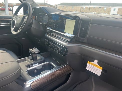 New 2026 Chevrolet Silverado 1500 LT Trail Boss w/ LT Trail Boss Premium Package image 29