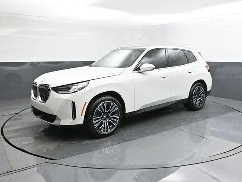 Certified 2025 BMW X3 xDrive30 w/ Premium Package AWD/4WD image 1