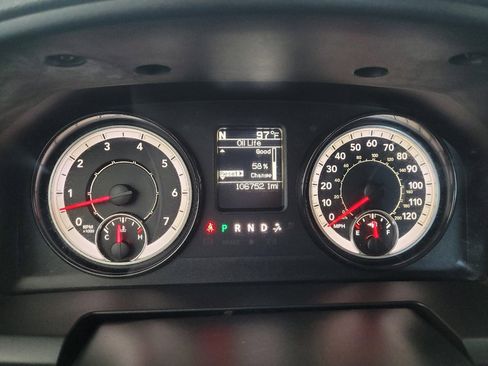 Used 2018 RAM 1500 Classic SLT AWD/4WD image 23