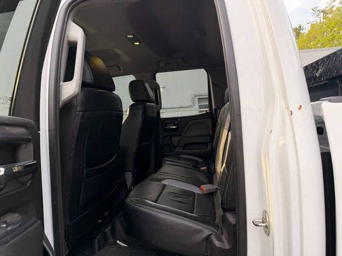 Used 2016 Chevrolet Silverado 2500 W/T w/ WT Convenience Package AWD/4WD image 7