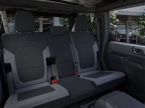 New 2025 Ford Bronco 4-Door image 11