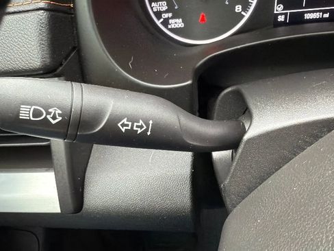 Used 2018 GMC Terrain SLE w/ Driver Convenience Package image 14