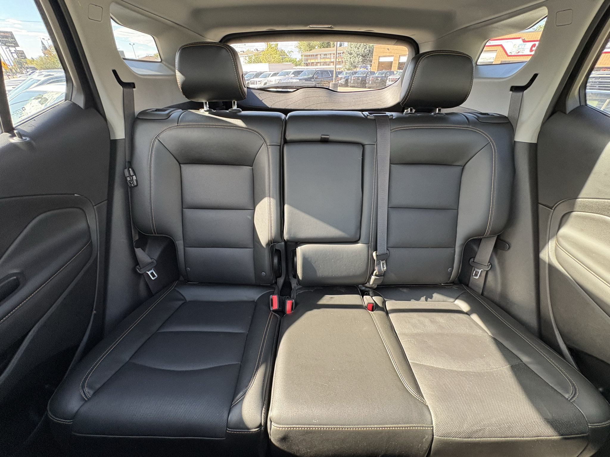 Used 2019 GMC Terrain SLT w/ Infotainment Package II AWD/4WD image 39