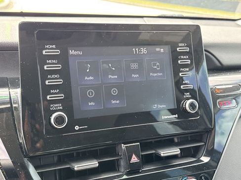 Used 2022 Toyota Camry SE w/ Convenience Package image 22