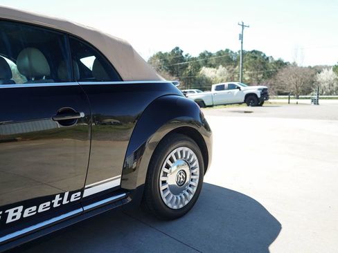 Used 2014 Volkswagen Beetle 2.5 image 15