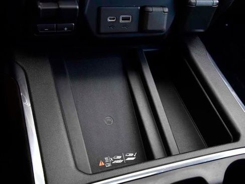 Used 2020 GMC Sierra 2500 SLT w/ SLT Premium Plus Package image 35