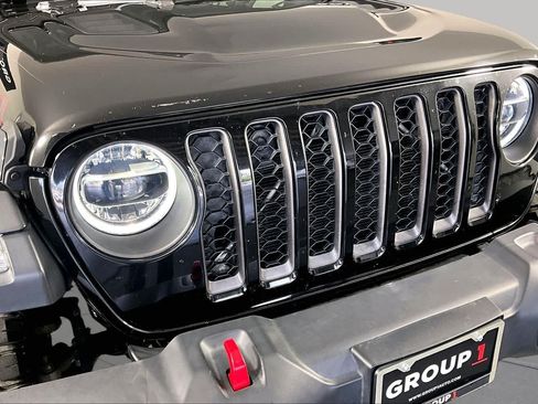 Used 2020 Jeep Gladiator Rubicon AWD/4WD image 29