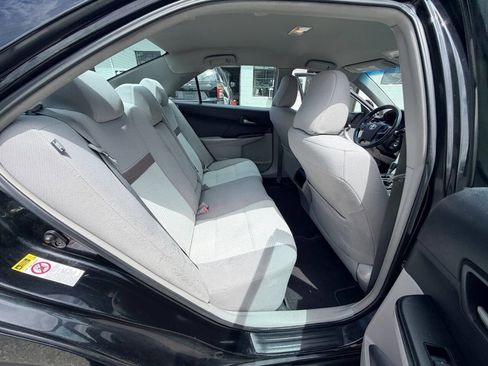 Used 2014 Toyota Camry LE FWD image 56
