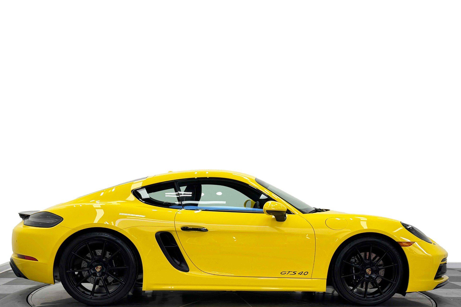 Used 2023 Porsche 718 Cayman GTS RWD image 2