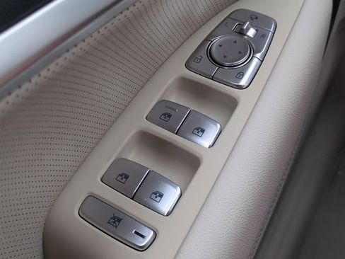 New 2026 Genesis G70 2.5T Prestige image 23