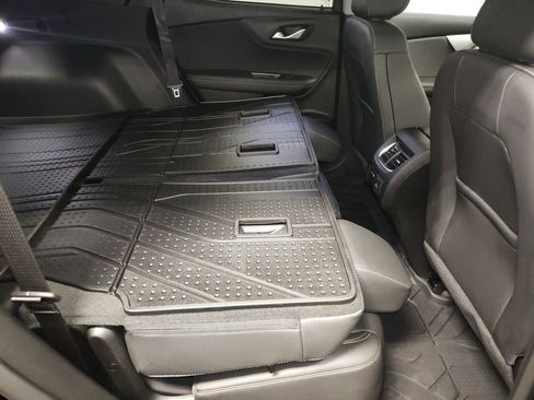 Used 2026 Chevrolet Blazer LT w/ Sound & Technology Package image 13