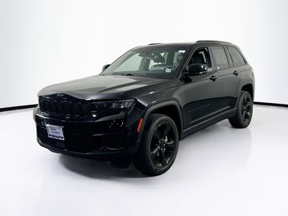 Used 2023 Jeep Grand Cherokee Altitude