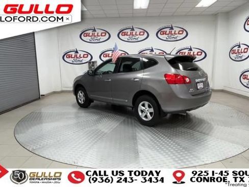 Used 2013 Nissan Rogue S w/ Special Edition Pkg FWD image 4